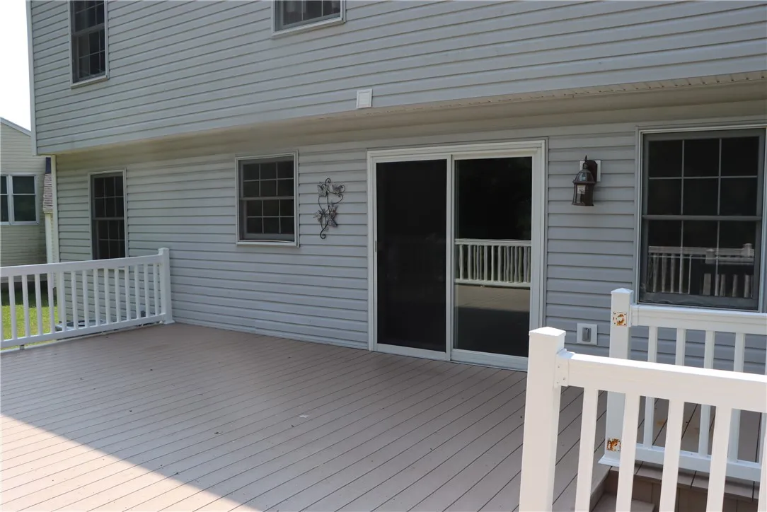 3253 Woodfield Drive, Macedon, New York 14568, Macedon, New York 14568, 4 Bedrooms Bedrooms, 10 Rooms Rooms,2 BathroomsBathrooms,Residential,For Sale,3253 Woodfield Drive, Macedon, New York 14568,R1622698