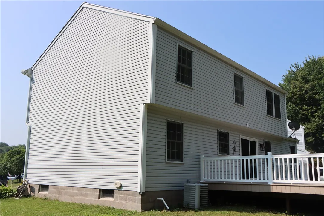 3253 Woodfield Drive, Macedon, New York 14568, Macedon, New York 14568, 4 Bedrooms Bedrooms, 10 Rooms Rooms,2 BathroomsBathrooms,Residential,For Sale,3253 Woodfield Drive, Macedon, New York 14568,R1622698