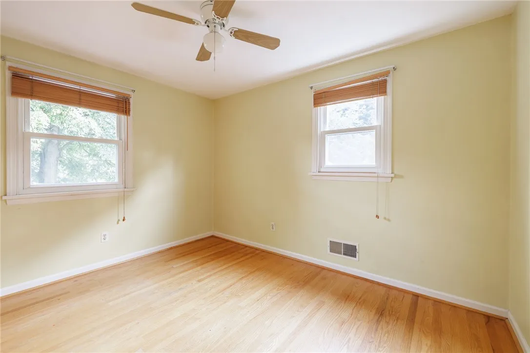 1225 Majestic Way, Webster, New York 14580, Webster, New York 14580, 4 Bedrooms Bedrooms, 12 Rooms Rooms,2 BathroomsBathrooms,Residential,For Sale,1225 Majestic Way, Webster, New York 14580,R1622325