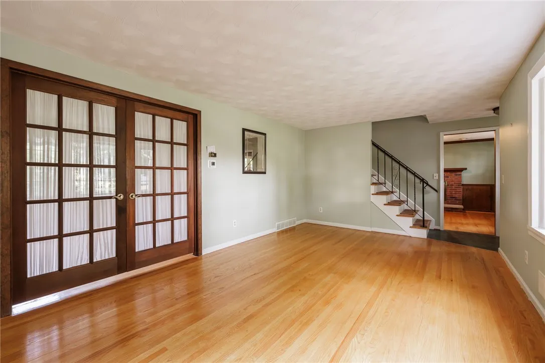 1225 Majestic Way, Webster, New York 14580, Webster, New York 14580, 4 Bedrooms Bedrooms, 12 Rooms Rooms,2 BathroomsBathrooms,Residential,For Sale,1225 Majestic Way, Webster, New York 14580,R1622325