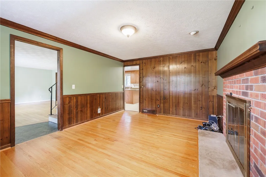 1225 Majestic Way, Webster, New York 14580, Webster, New York 14580, 4 Bedrooms Bedrooms, 12 Rooms Rooms,2 BathroomsBathrooms,Residential,For Sale,1225 Majestic Way, Webster, New York 14580,R1622325