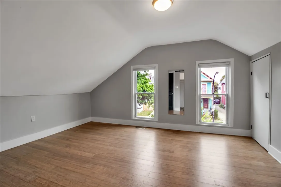 Upstairs Bedroom 1