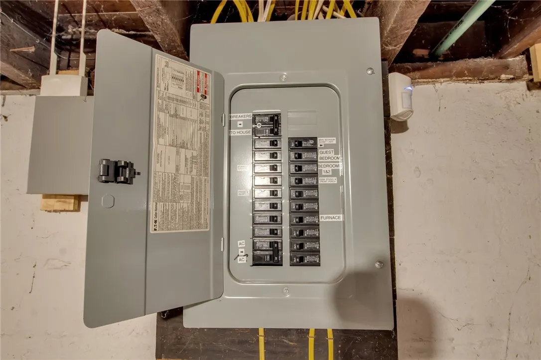 373 Rhode Island Street, Buffalo, New York 14213, Buffalo, New York 14213, 3 Bedrooms Bedrooms, 7 Rooms Rooms,1 BathroomBathrooms,Residential,For Sale,373 Rhode Island Street, Buffalo, New York 14213,R1622282