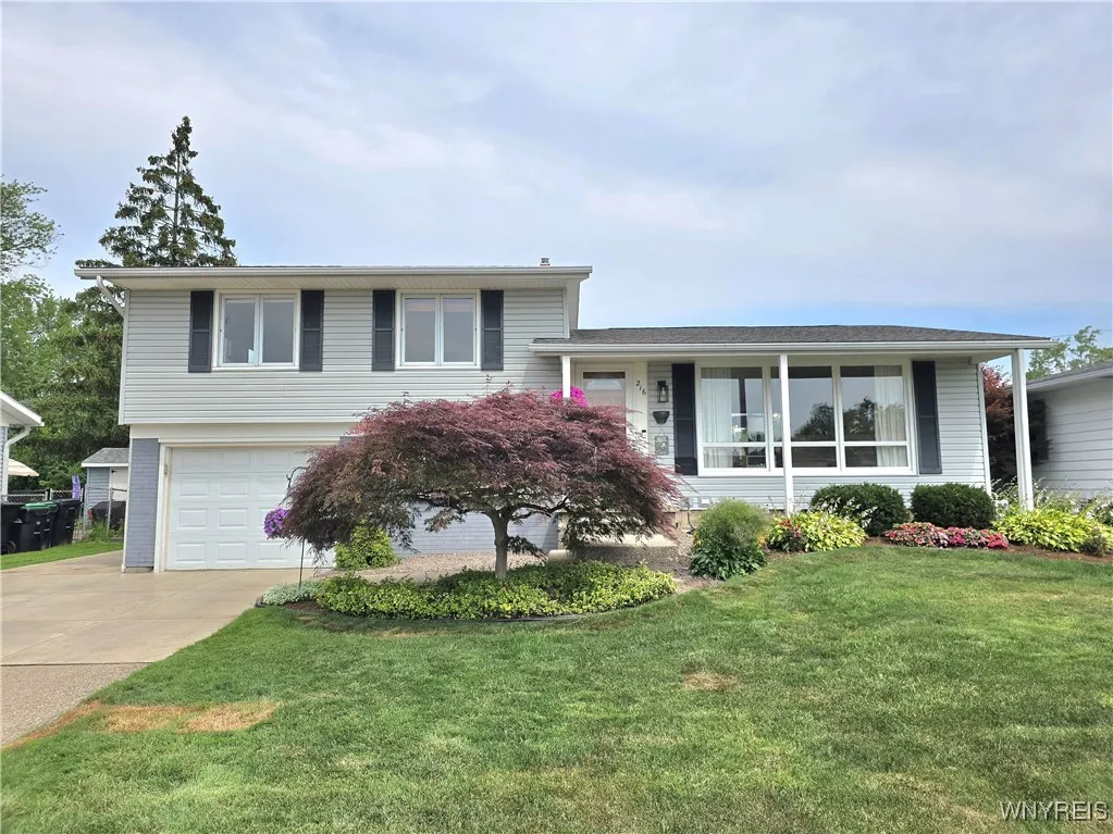 216 Greenhaven Terrace, Tonawanda, New York 14150, Tonawanda, New York 14150, 3 Bedrooms Bedrooms, 7 Rooms Rooms,1 BathroomBathrooms,Residential,For Sale,216 Greenhaven Terrace, Tonawanda, New York 14150,B1621916