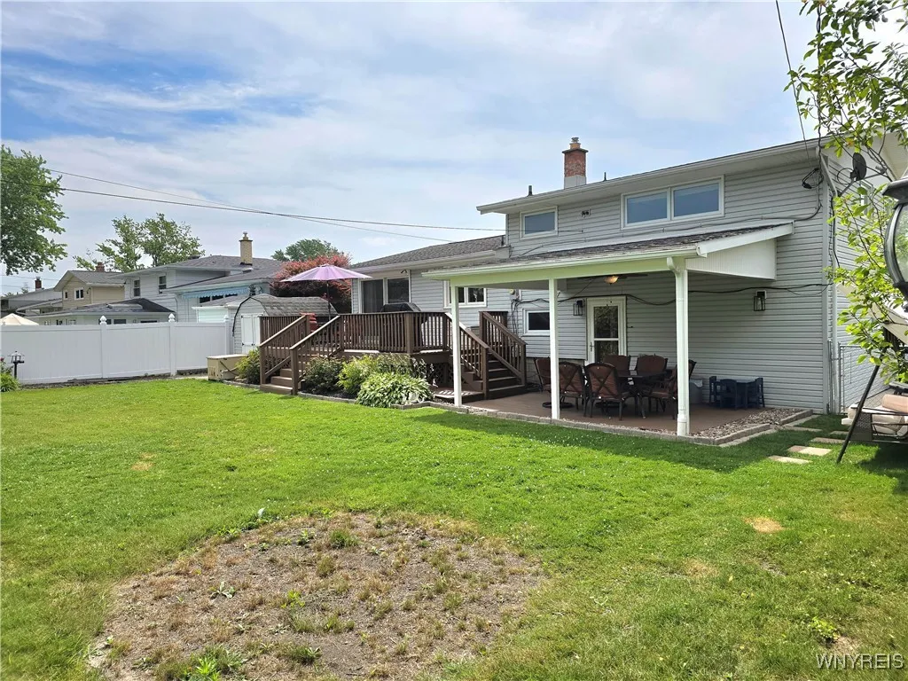 216 Greenhaven Terrace, Tonawanda, New York 14150, Tonawanda, New York 14150, 3 Bedrooms Bedrooms, 7 Rooms Rooms,1 BathroomBathrooms,Residential,For Sale,216 Greenhaven Terrace, Tonawanda, New York 14150,B1621916