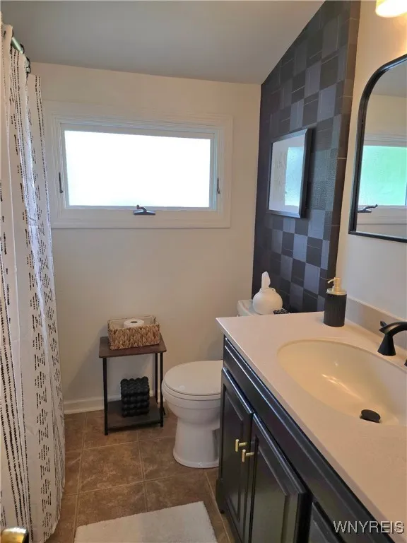 216 Greenhaven Terrace, Tonawanda, New York 14150, Tonawanda, New York 14150, 3 Bedrooms Bedrooms, 7 Rooms Rooms,1 BathroomBathrooms,Residential,For Sale,216 Greenhaven Terrace, Tonawanda, New York 14150,B1621916