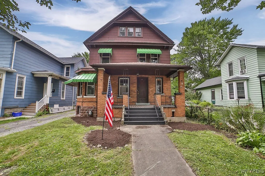 44 Christiana Street, North Tonawanda, New York 14, North Tonawanda, New York 14120, 3 Bedrooms Bedrooms, 9 Rooms Rooms,2 BathroomsBathrooms,Residential,For Sale,44 Christiana Street, North Tonawanda, New York 14,B1622638