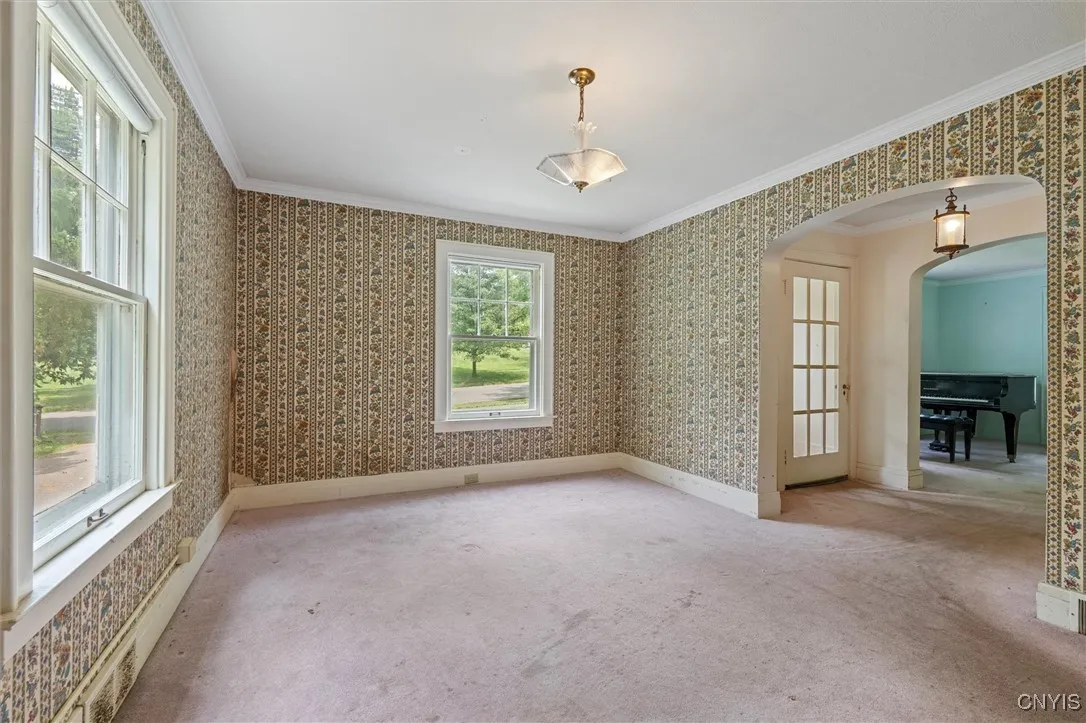 308 Collin Avenue, Manlius, New York 13066, Manlius, New York 13066, 6 Bedrooms Bedrooms, 13 Rooms Rooms,2 BathroomsBathrooms,Residential,For Sale,308 Collin Avenue, Manlius, New York 13066,S1622212