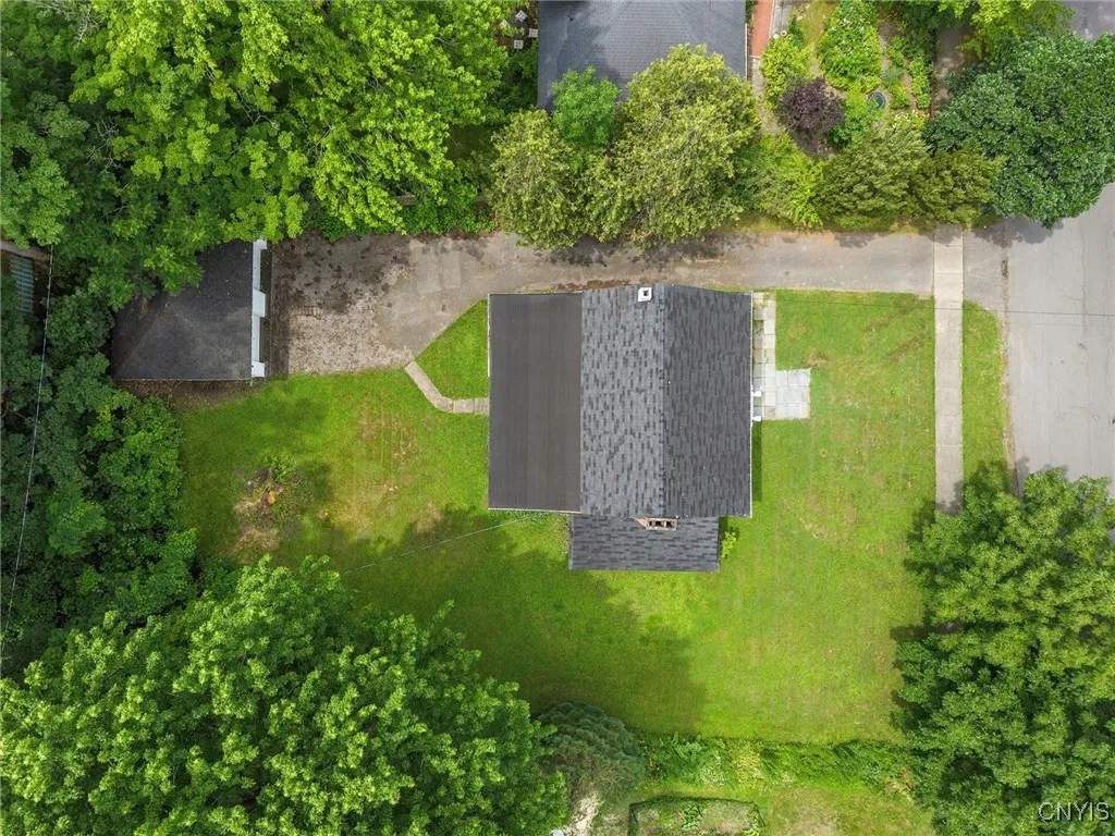 308 Collin Avenue, Manlius, New York 13066, Manlius, New York 13066, 6 Bedrooms Bedrooms, 13 Rooms Rooms,2 BathroomsBathrooms,Residential,For Sale,308 Collin Avenue, Manlius, New York 13066,S1622212