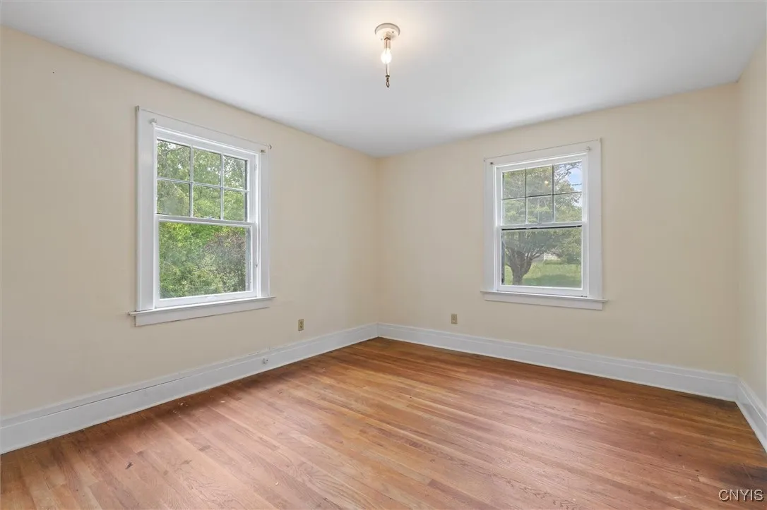 308 Collin Avenue, Manlius, New York 13066, Manlius, New York 13066, 6 Bedrooms Bedrooms, 13 Rooms Rooms,2 BathroomsBathrooms,Residential,For Sale,308 Collin Avenue, Manlius, New York 13066,S1622212