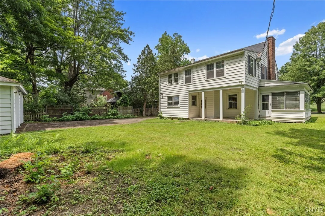 308 Collin Avenue, Manlius, New York 13066, Manlius, New York 13066, 6 Bedrooms Bedrooms, 13 Rooms Rooms,2 BathroomsBathrooms,Residential,For Sale,308 Collin Avenue, Manlius, New York 13066,S1622212