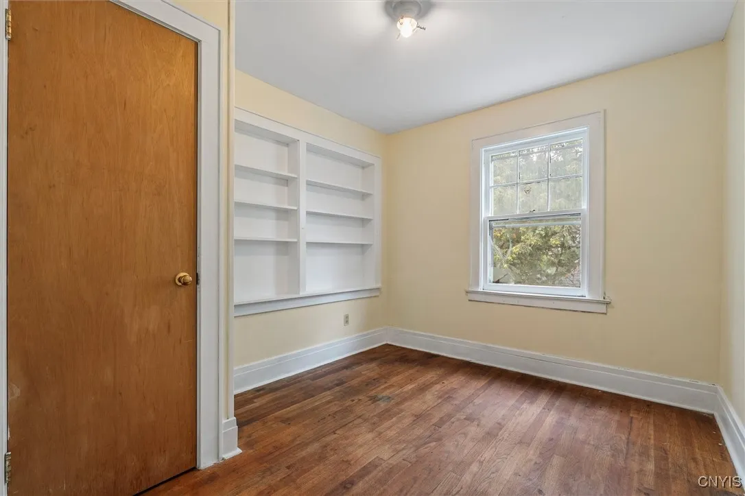 308 Collin Avenue, Manlius, New York 13066, Manlius, New York 13066, 6 Bedrooms Bedrooms, 13 Rooms Rooms,2 BathroomsBathrooms,Residential,For Sale,308 Collin Avenue, Manlius, New York 13066,S1622212