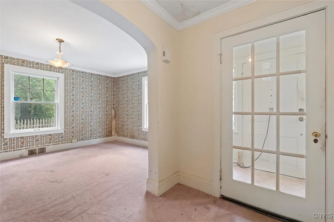 308 Collin Avenue, Manlius, New York 13066, Manlius, New York 13066, 6 Bedrooms Bedrooms, 13 Rooms Rooms,2 BathroomsBathrooms,Residential,For Sale,308 Collin Avenue, Manlius, New York 13066,S1622212