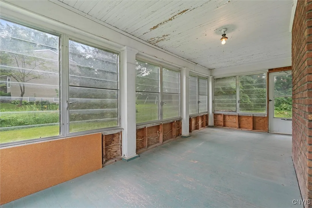 308 Collin Avenue, Manlius, New York 13066, Manlius, New York 13066, 6 Bedrooms Bedrooms, 13 Rooms Rooms,2 BathroomsBathrooms,Residential,For Sale,308 Collin Avenue, Manlius, New York 13066,S1622212