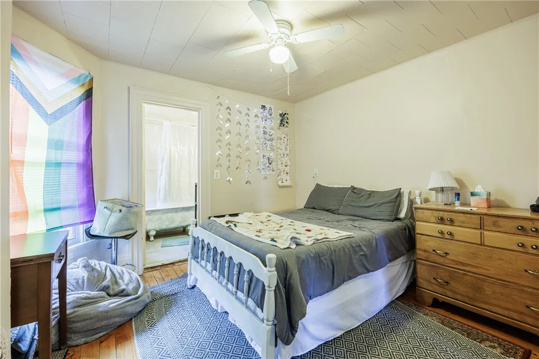 17 Canfield Place, Rochester, New York 14607, Rochester, New York 14607, 6 Bedrooms Bedrooms, ,4 BathroomsBathrooms,Residential,For Sale,17 Canfield Place, Rochester, New York 14607,R1622300