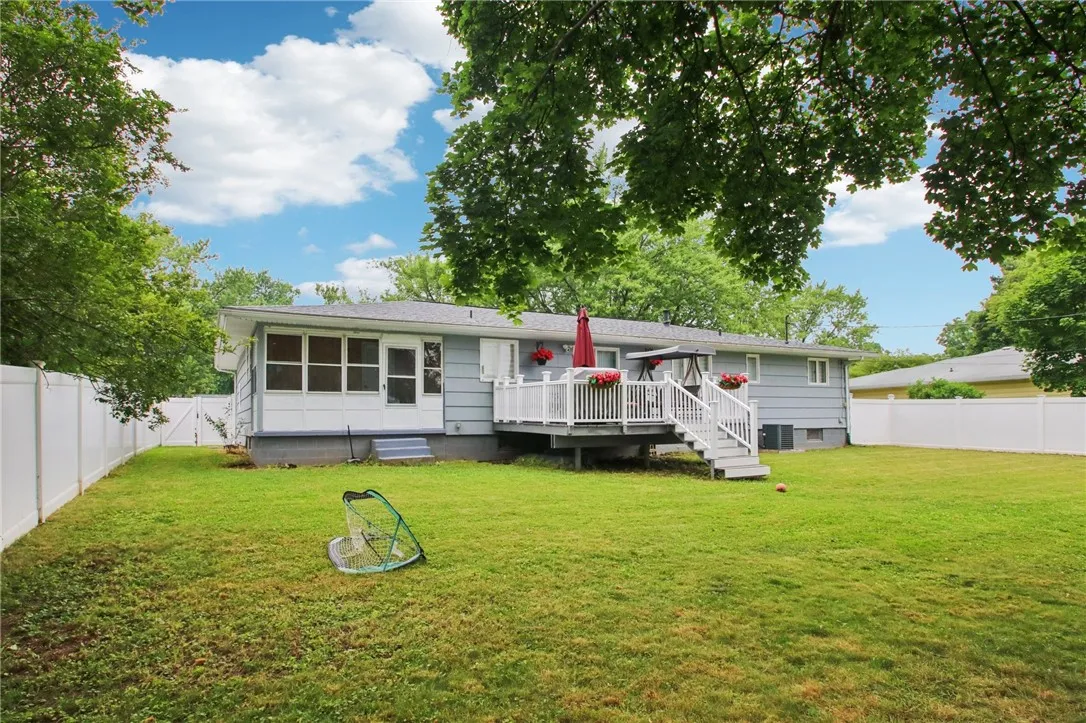 4 Drexel Drive, Gates, New York 14606, Gates, New York 14606, 3 Bedrooms Bedrooms, 6 Rooms Rooms,2 BathroomsBathrooms,Residential,For Sale,4 Drexel Drive, Gates, New York 14606,R1622083