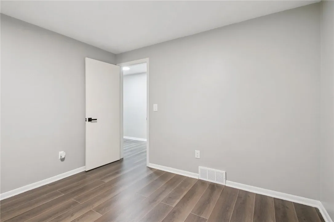 4 Drexel Drive, Gates, New York 14606, Gates, New York 14606, 3 Bedrooms Bedrooms, 6 Rooms Rooms,2 BathroomsBathrooms,Residential,For Sale,4 Drexel Drive, Gates, New York 14606,R1622083