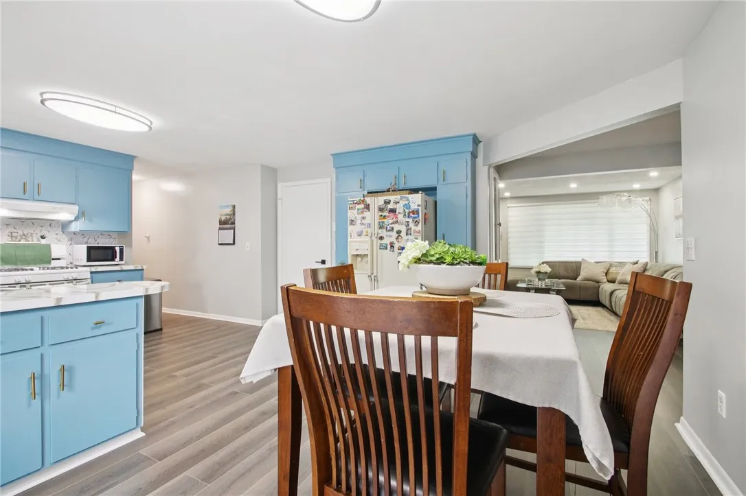 4 Drexel Drive, Gates, New York 14606, Gates, New York 14606, 3 Bedrooms Bedrooms, 6 Rooms Rooms,2 BathroomsBathrooms,Residential,For Sale,4 Drexel Drive, Gates, New York 14606,R1622083