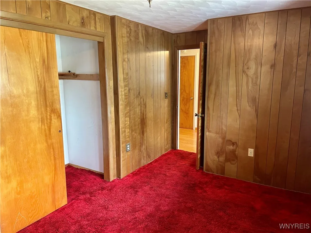 4 Debby Lane, Gates, New York 14606, Gates, New York 14606, 4 Bedrooms Bedrooms, 7 Rooms Rooms,1 BathroomBathrooms,Residential,For Sale,4 Debby Lane, Gates, New York 14606,B1622590