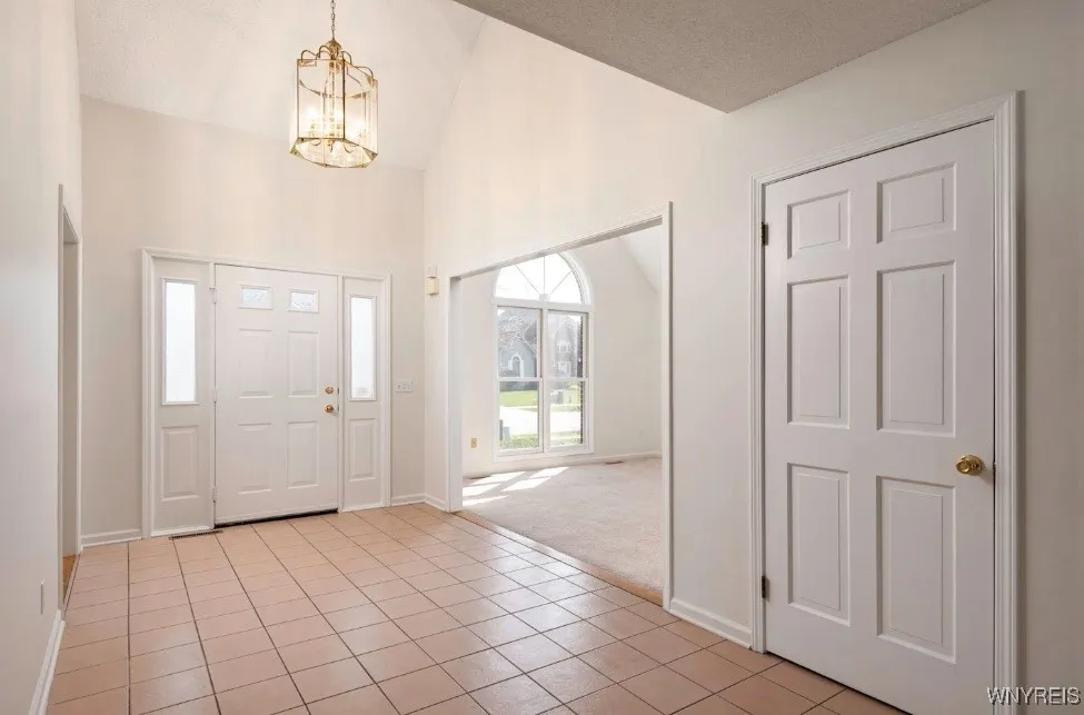 70 Hobnail, Amherst, New York 14051, Amherst, New York 14051, 3 Bedrooms Bedrooms, 5 Rooms Rooms,2 BathroomsBathrooms,Residential Lease,For Rent,70 Hobnail, Amherst, New York 14051,B1622732