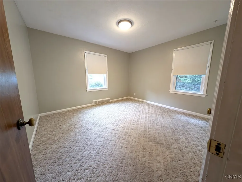 206 Haffenden Road, Syracuse, New York 13210, Syracuse, New York 13210, 4 Bedrooms Bedrooms, 7 Rooms Rooms,1 BathroomBathrooms,Residential,For Sale,206 Haffenden Road, Syracuse, New York 13210,S1621893