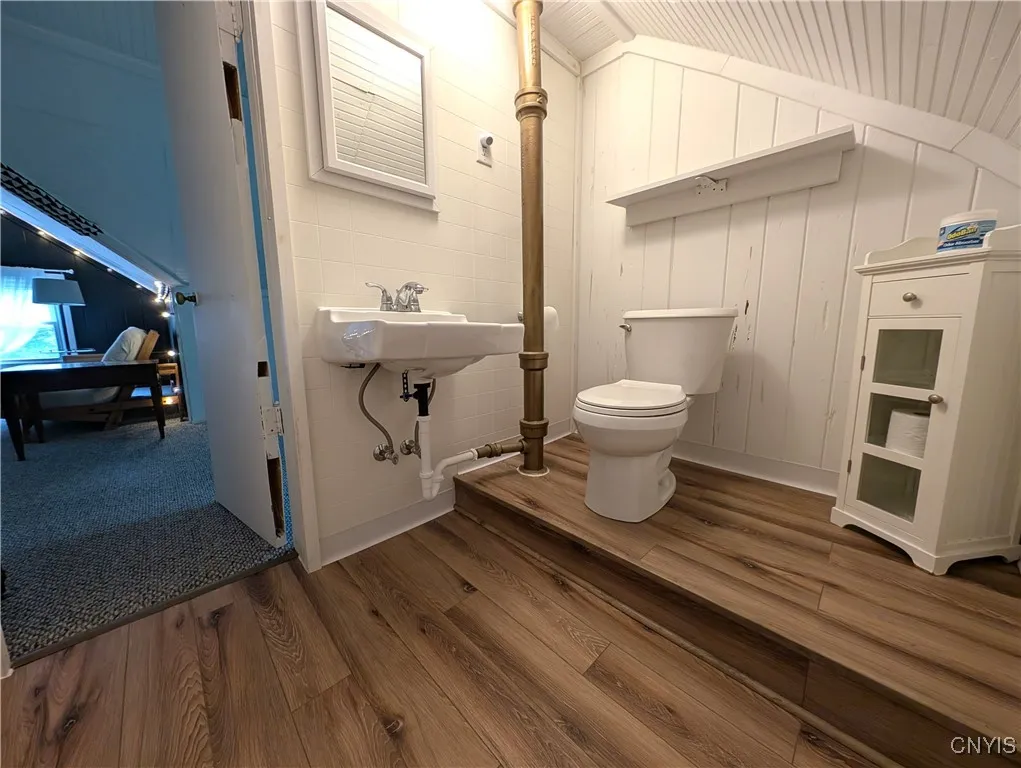 206 Haffenden Road, Syracuse, New York 13210, Syracuse, New York 13210, 4 Bedrooms Bedrooms, 7 Rooms Rooms,1 BathroomBathrooms,Residential,For Sale,206 Haffenden Road, Syracuse, New York 13210,S1621893