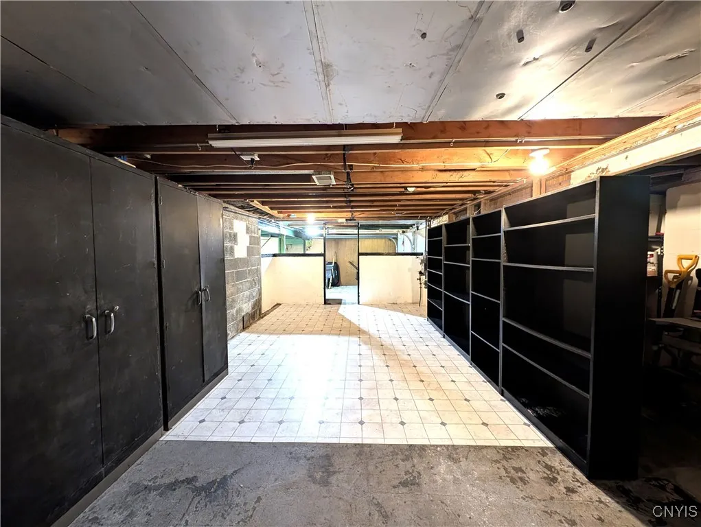 206 Haffenden Road, Syracuse, New York 13210, Syracuse, New York 13210, 4 Bedrooms Bedrooms, 7 Rooms Rooms,1 BathroomBathrooms,Residential,For Sale,206 Haffenden Road, Syracuse, New York 13210,S1621893