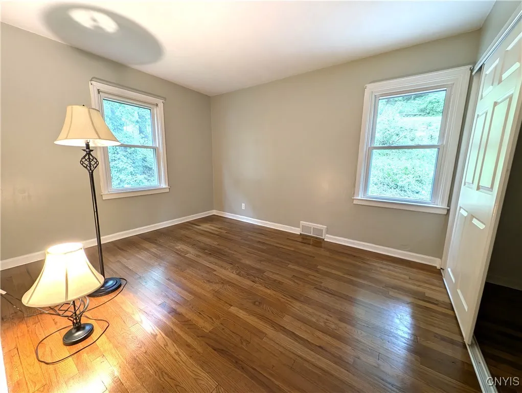 206 Haffenden Road, Syracuse, New York 13210, Syracuse, New York 13210, 4 Bedrooms Bedrooms, 7 Rooms Rooms,1 BathroomBathrooms,Residential,For Sale,206 Haffenden Road, Syracuse, New York 13210,S1621893