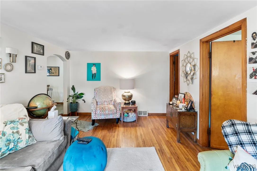 235 Wagner Avenue, Cheektowaga, New York 14212, Cheektowaga, New York 14212, 4 Bedrooms Bedrooms, ,2 BathroomsBathrooms,Residential,For Sale,235 Wagner Avenue, Cheektowaga, New York 14212,B1622744