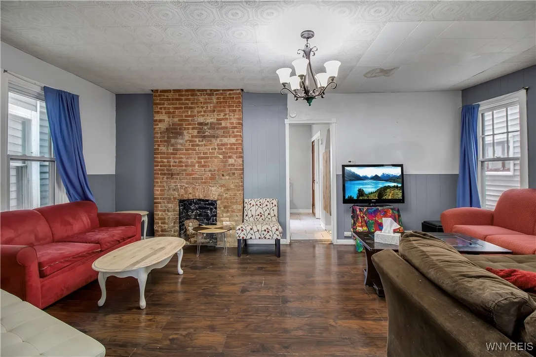 49 Massachusetts Avenue, Buffalo, New York 14213, Buffalo, New York 14213, 3 Bedrooms Bedrooms, 9 Rooms Rooms,1 BathroomBathrooms,Residential,For Sale,49 Massachusetts Avenue, Buffalo, New York 14213,B1601239