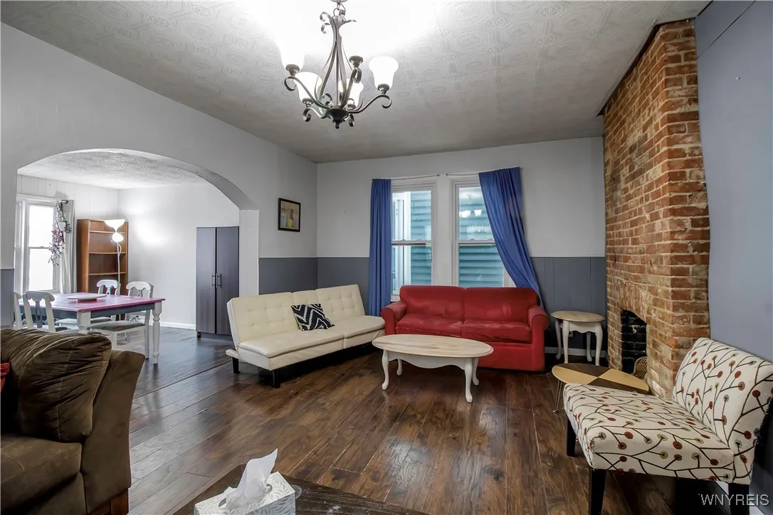 49 Massachusetts Avenue, Buffalo, New York 14213, Buffalo, New York 14213, 3 Bedrooms Bedrooms, 9 Rooms Rooms,1 BathroomBathrooms,Residential,For Sale,49 Massachusetts Avenue, Buffalo, New York 14213,B1601239