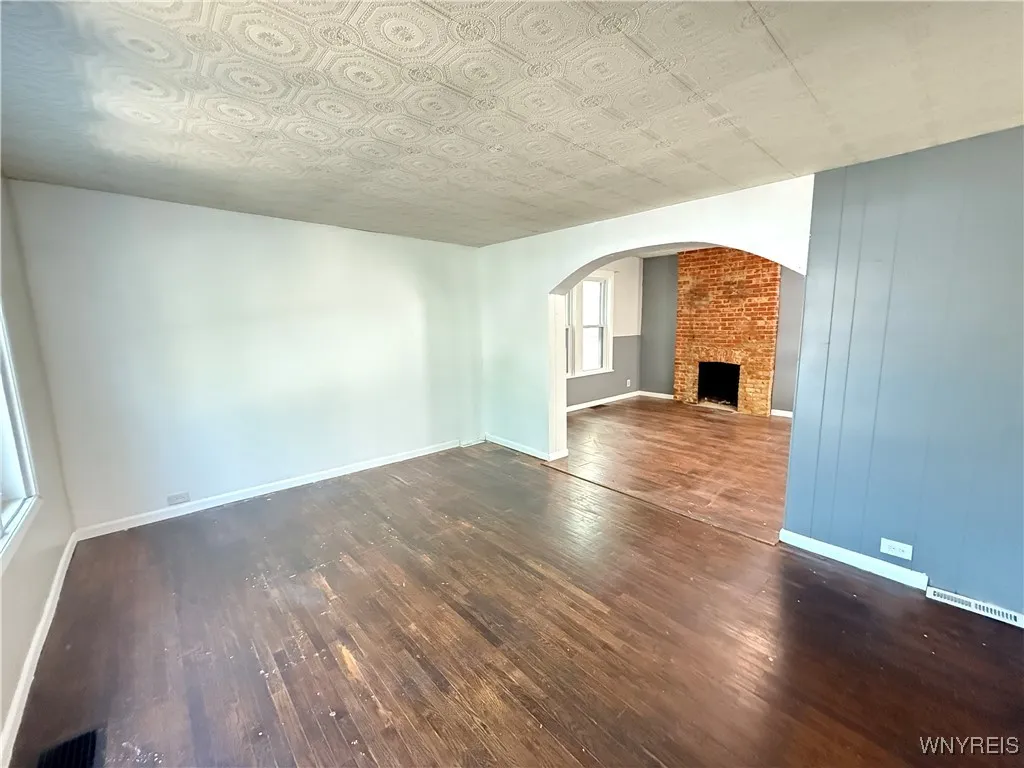 49 Massachusetts Avenue, Buffalo, New York 14213, Buffalo, New York 14213, 3 Bedrooms Bedrooms, 9 Rooms Rooms,1 BathroomBathrooms,Residential,For Sale,49 Massachusetts Avenue, Buffalo, New York 14213,B1601239