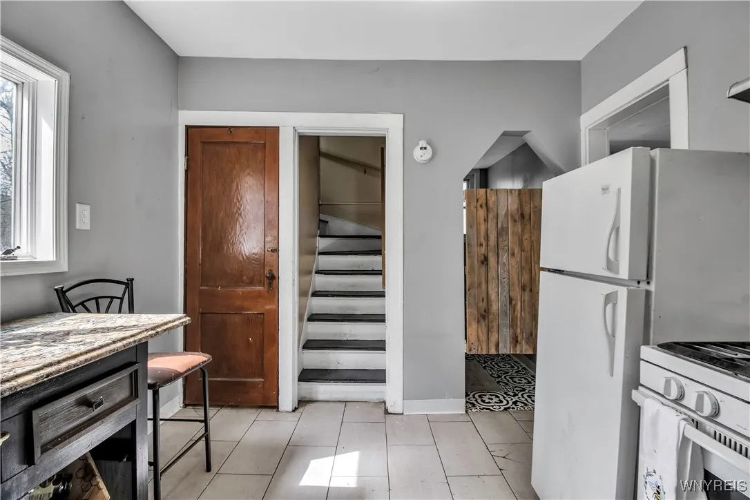 49 Massachusetts Avenue, Buffalo, New York 14213, Buffalo, New York 14213, 3 Bedrooms Bedrooms, 9 Rooms Rooms,1 BathroomBathrooms,Residential,For Sale,49 Massachusetts Avenue, Buffalo, New York 14213,B1601239