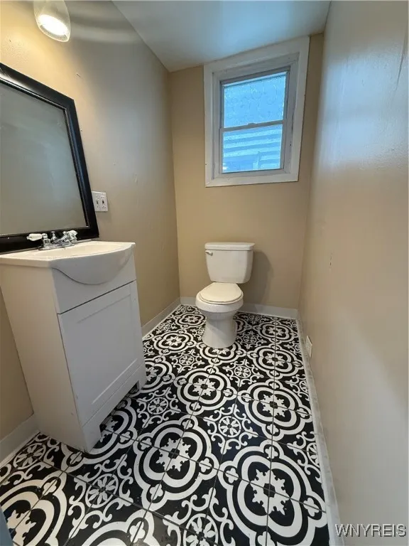 49 Massachusetts Avenue, Buffalo, New York 14213, Buffalo, New York 14213, 3 Bedrooms Bedrooms, 9 Rooms Rooms,1 BathroomBathrooms,Residential,For Sale,49 Massachusetts Avenue, Buffalo, New York 14213,B1601239