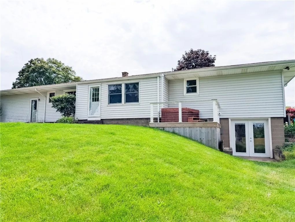 20 Buffalo Road, Bergen, New York 14416, Bergen, New York 14416, 3 Bedrooms Bedrooms, 6 Rooms Rooms,2 BathroomsBathrooms,Residential,Closed,20 Buffalo Road, Bergen, New York 14416,R1617183