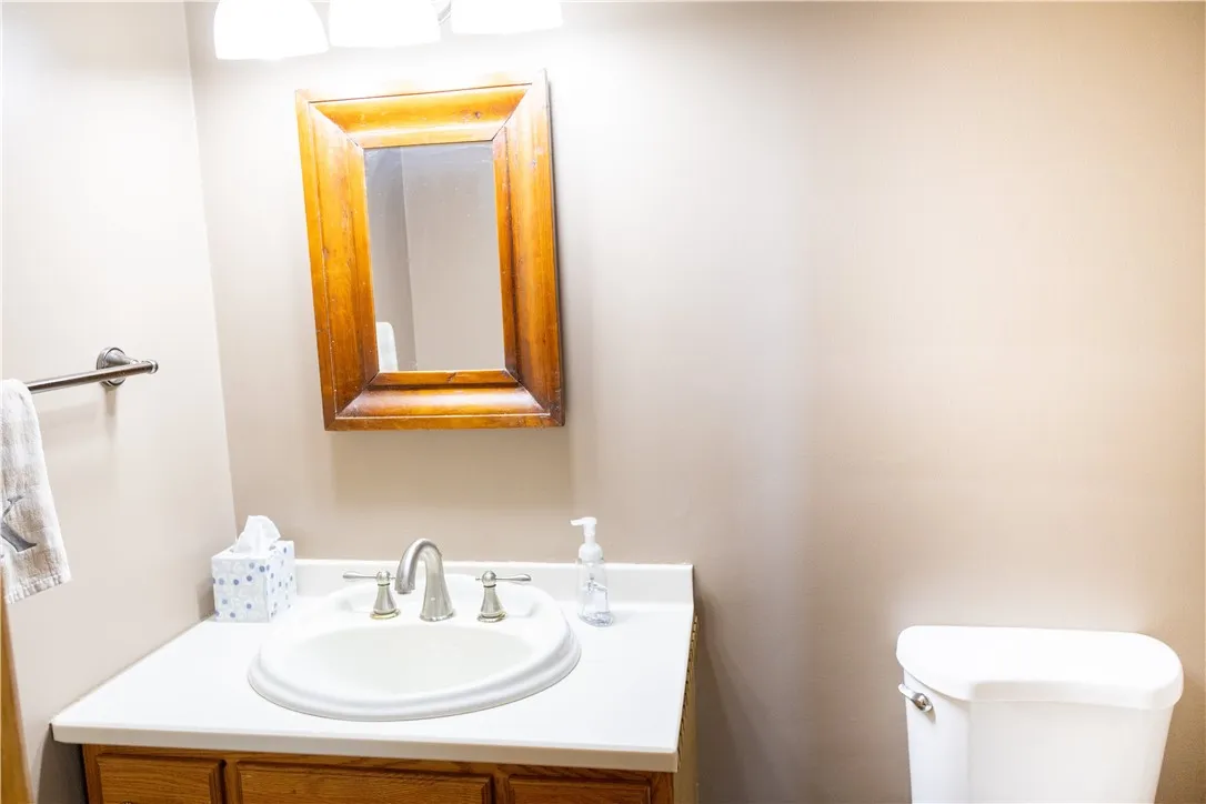 20 Buffalo Road, Bergen, New York 14416, Bergen, New York 14416, 3 Bedrooms Bedrooms, 6 Rooms Rooms,2 BathroomsBathrooms,Residential,Closed,20 Buffalo Road, Bergen, New York 14416,R1617183