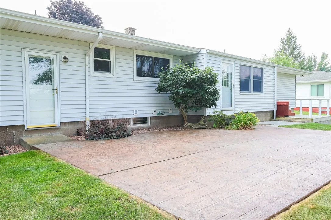 20 Buffalo Road, Bergen, New York 14416, Bergen, New York 14416, 3 Bedrooms Bedrooms, 6 Rooms Rooms,2 BathroomsBathrooms,Residential,Closed,20 Buffalo Road, Bergen, New York 14416,R1617183