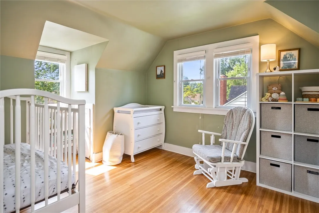 220 Walzer Road, Irondequoit, New York 14622, Irondequoit, New York 14622, 2 Bedrooms Bedrooms, 5 Rooms Rooms,2 BathroomsBathrooms,Residential,Closed,220 Walzer Road, Irondequoit, New York 14622,0,R1622740