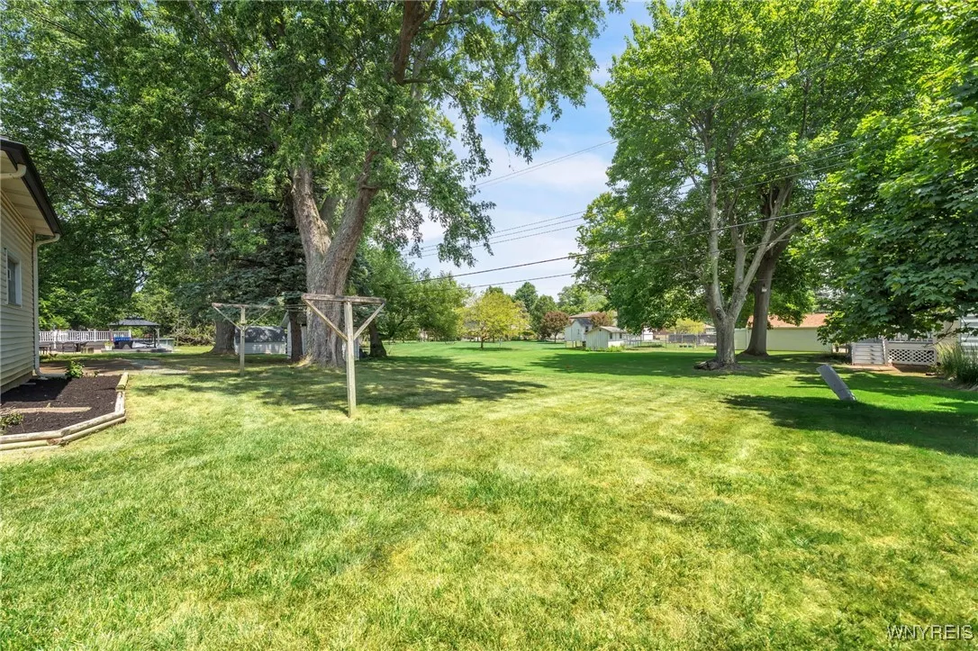 141 Minden Drive, Orchard Park, New York 14127, Orchard Park, New York 14127, 3 Bedrooms Bedrooms, 6 Rooms Rooms,1 BathroomBathrooms,Residential,For Sale,141 Minden Drive, Orchard Park, New York 14127,B1622168