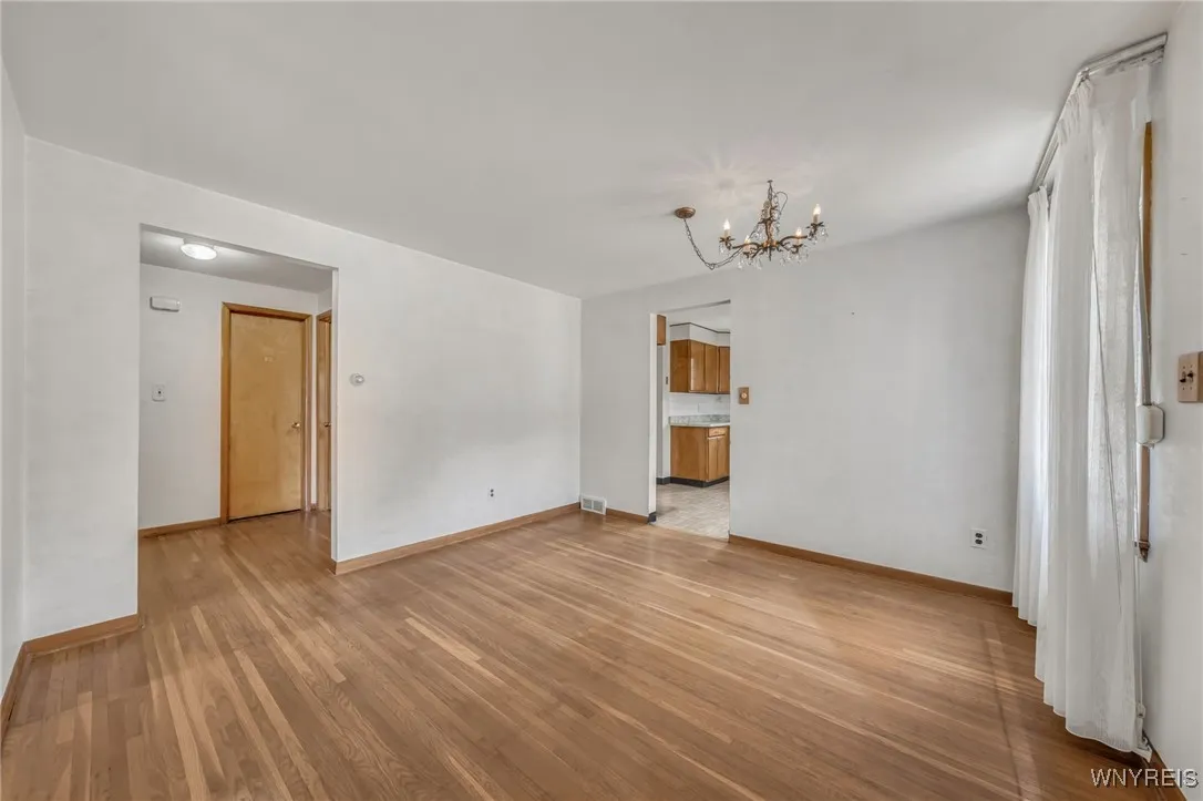 141 Minden Drive, Orchard Park, New York 14127, Orchard Park, New York 14127, 3 Bedrooms Bedrooms, 6 Rooms Rooms,1 BathroomBathrooms,Residential,For Sale,141 Minden Drive, Orchard Park, New York 14127,B1622168