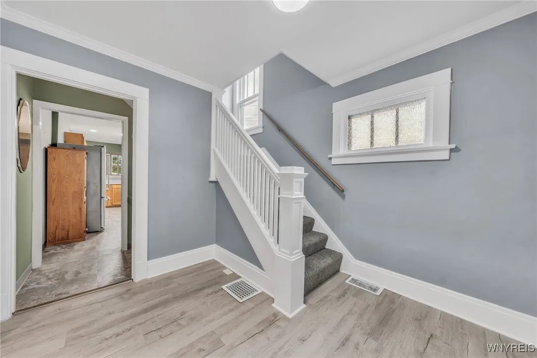 484 Main Street, Tonawanda, New York 14150, Tonawanda, New York 14150, 3 Bedrooms Bedrooms, 7 Rooms Rooms,1 BathroomBathrooms,Residential,For Sale,484 Main Street, Tonawanda, New York 14150,B1620786