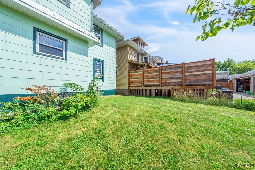 484 Main Street, Tonawanda, New York 14150, Tonawanda, New York 14150, 3 Bedrooms Bedrooms, 7 Rooms Rooms,1 BathroomBathrooms,Residential,For Sale,484 Main Street, Tonawanda, New York 14150,B1620786