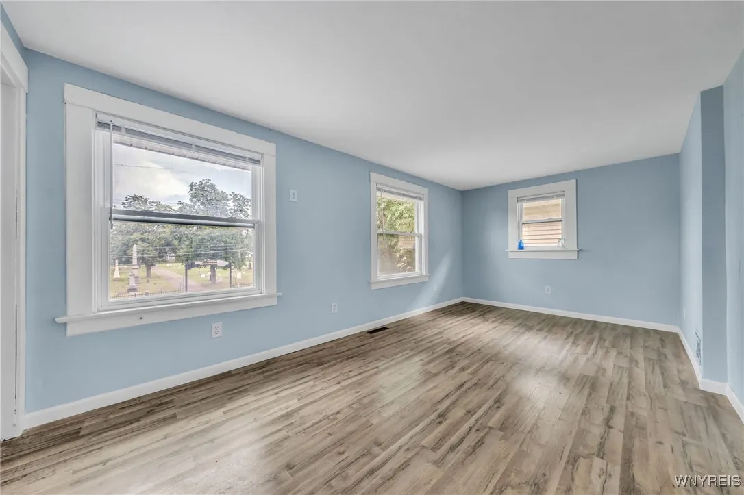 484 Main Street, Tonawanda, New York 14150, Tonawanda, New York 14150, 3 Bedrooms Bedrooms, 7 Rooms Rooms,1 BathroomBathrooms,Residential,For Sale,484 Main Street, Tonawanda, New York 14150,B1620786