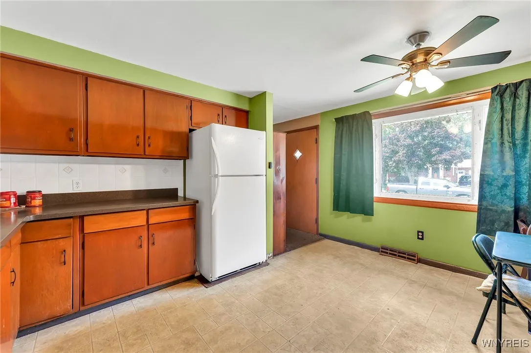 85 Pacific Avenue, Lackawanna, New York 14218, Lackawanna, New York 14218, 3 Bedrooms Bedrooms, 9 Rooms Rooms,1 BathroomBathrooms,Residential,Closed,85 Pacific Avenue, Lackawanna, New York 14218,0,B1622275