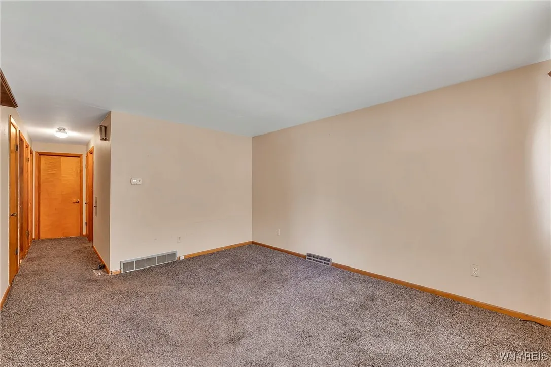 85 Pacific Avenue, Lackawanna, New York 14218, Lackawanna, New York 14218, 3 Bedrooms Bedrooms, 9 Rooms Rooms,1 BathroomBathrooms,Residential,Closed,85 Pacific Avenue, Lackawanna, New York 14218,0,B1622275