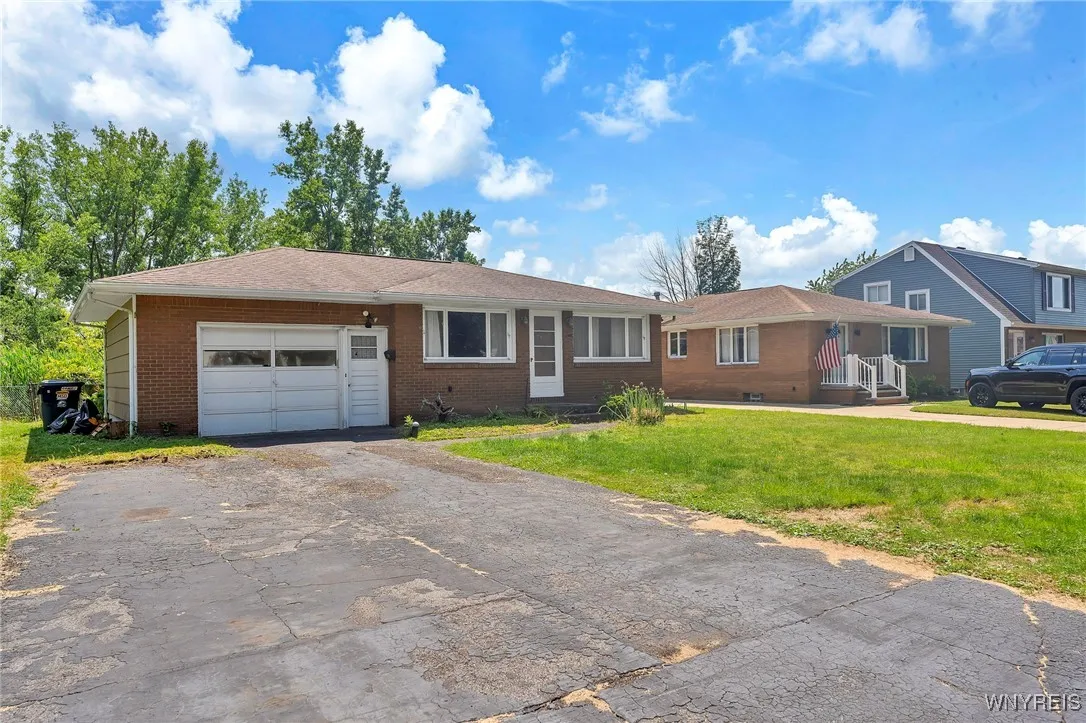 85 Pacific Avenue, Lackawanna, New York 14218, Lackawanna, New York 14218, 3 Bedrooms Bedrooms, 9 Rooms Rooms,1 BathroomBathrooms,Residential,Closed,85 Pacific Avenue, Lackawanna, New York 14218,0,B1622275