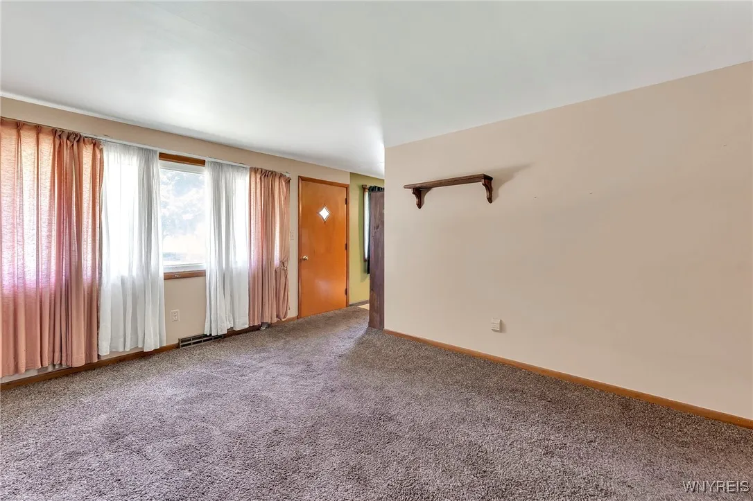 85 Pacific Avenue, Lackawanna, New York 14218, Lackawanna, New York 14218, 3 Bedrooms Bedrooms, 9 Rooms Rooms,1 BathroomBathrooms,Residential,Closed,85 Pacific Avenue, Lackawanna, New York 14218,0,B1622275