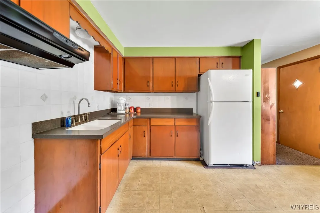 85 Pacific Avenue, Lackawanna, New York 14218, Lackawanna, New York 14218, 3 Bedrooms Bedrooms, 9 Rooms Rooms,1 BathroomBathrooms,Residential,Closed,85 Pacific Avenue, Lackawanna, New York 14218,0,B1622275