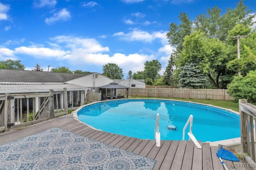 108 Susan Drive, Cheektowaga, New York 14043, Cheektowaga, New York 14043, 3 Bedrooms Bedrooms, 7 Rooms Rooms,1 BathroomBathrooms,Residential,Closed,108 Susan Drive, Cheektowaga, New York 14043,0,B1621627