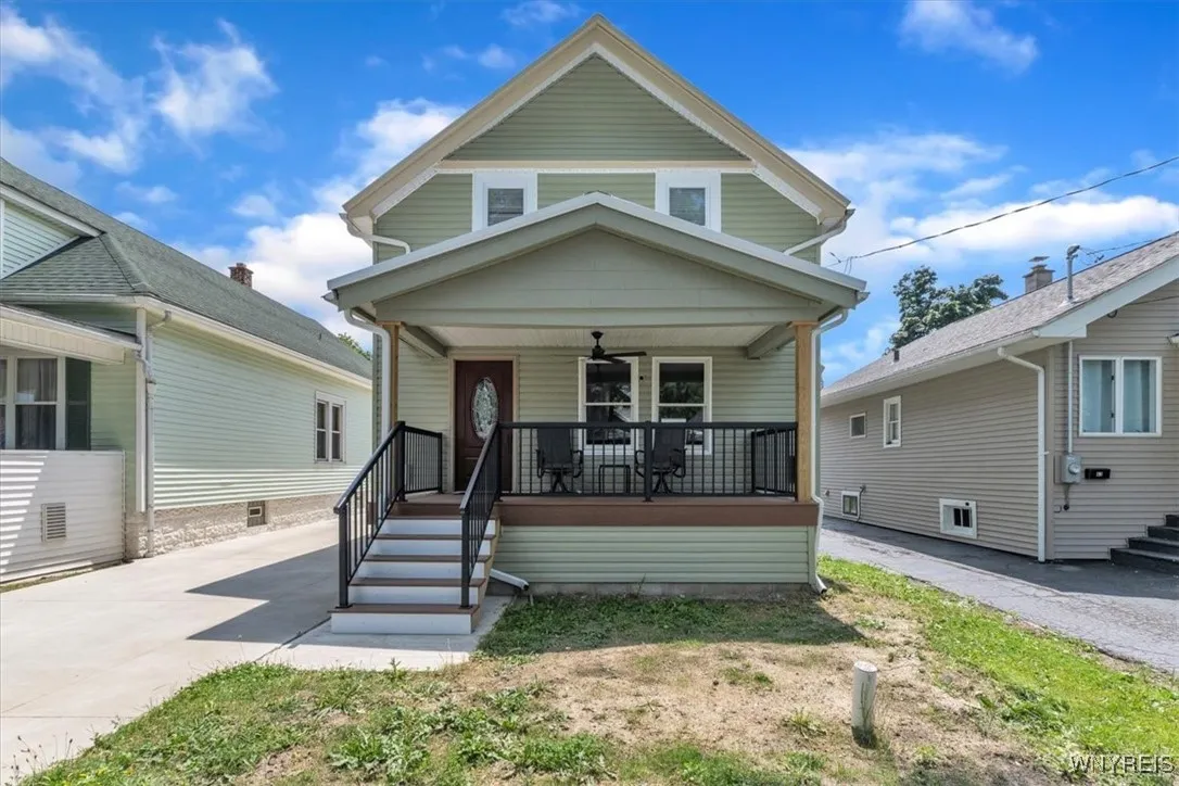 67 Amber Street, Buffalo, New York 14220, Buffalo, New York 14220, 3 Bedrooms Bedrooms, 7 Rooms Rooms,1 BathroomBathrooms,Residential,For Sale,67 Amber Street, Buffalo, New York 14220,B1622751